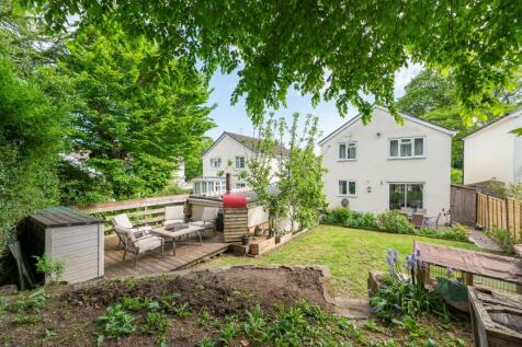 Hawksworth Drive, Guiseley, Leeds