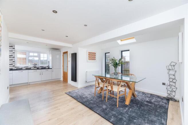 Living & Dining Kitchen