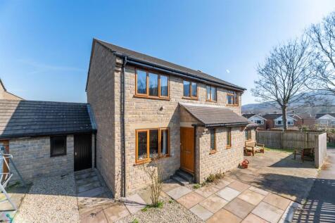 Saville Court, Otley