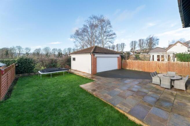 Garden, Patio & Double Garage