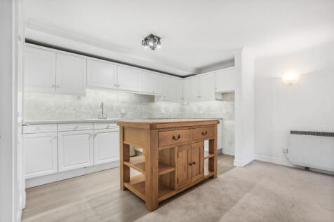 Waterside Place, Sawbridgeworth, CM21