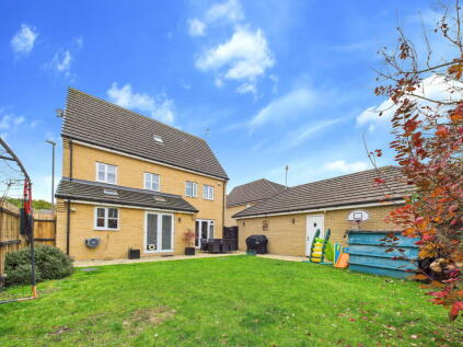 Cawbeck Road, Little Canfield, Dunmow, CM6 1FY
