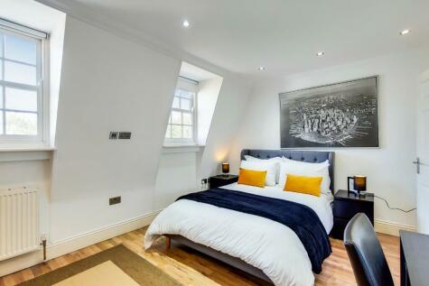London - 3 bedroom flat