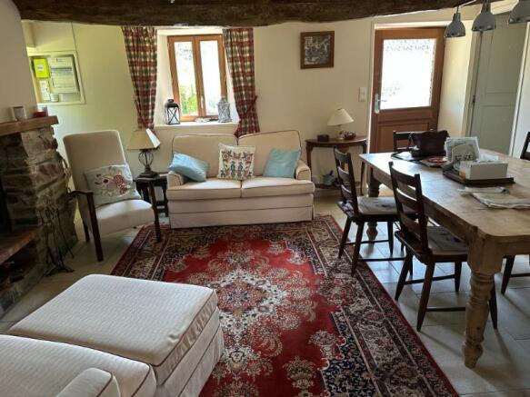 Photo 3