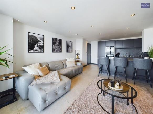 Kitchen/Living Area