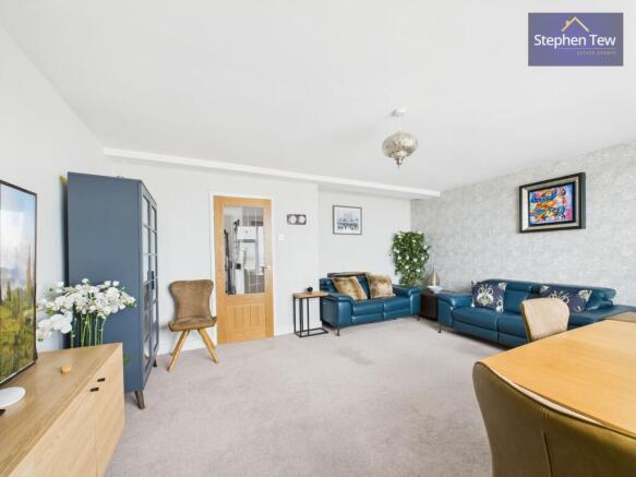 Living Room/Dining Room