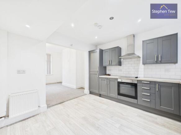 Kitchen/ Dining Room