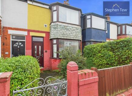 Highbank Avenue, Blackpool, FY4