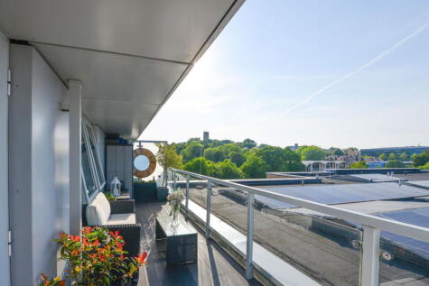 Station View, Guildford, GU1