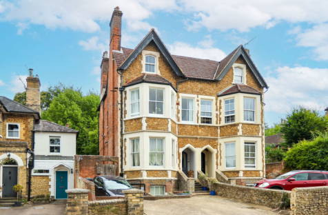 Waterden Road, Guildford, GU1
