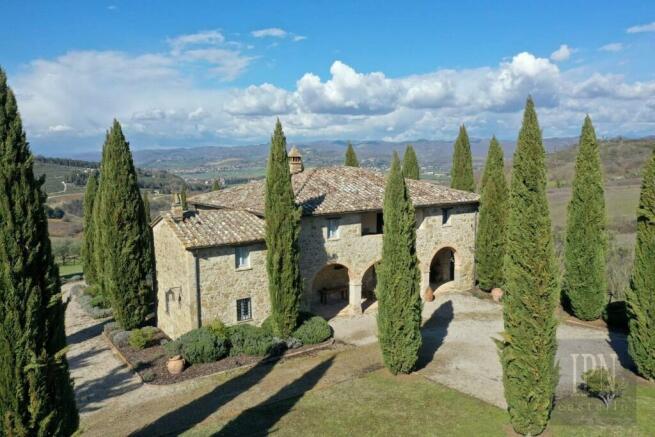 5 bedroom farm house for sale in Perugia, Perugia, Umbria, Italy
