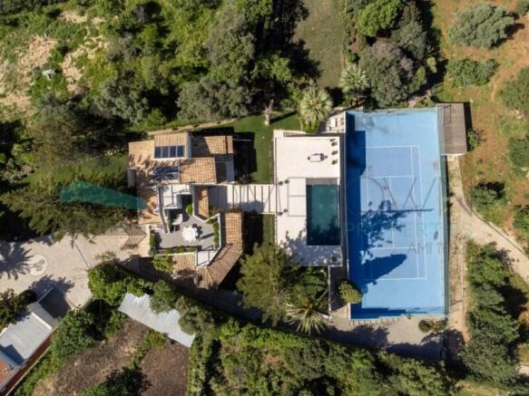 Villa - Almancil - Sale - Hometown Properties - Algarve