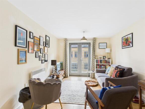 CAM04360G0-PR0137-STILL002 (1).jpg