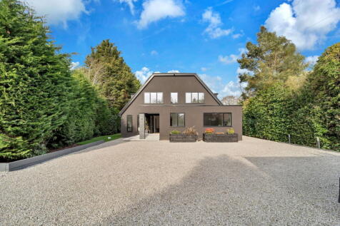 Wey Manor Road, New Haw, KT15