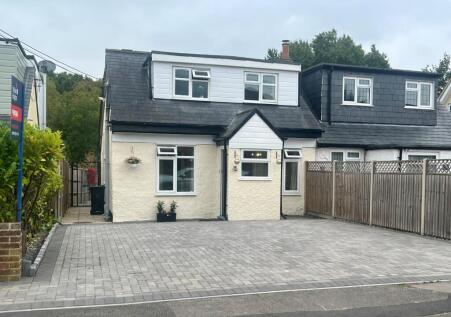 Colemans Moor Road, Woodley, Reading, Berkshire, RG5 4BX