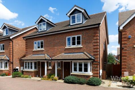 Rose Grove, Jasmine Square, Woodley, Reading, Berkshire, RG5 4FL