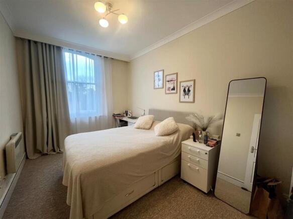 5. Bedroom 1.jpg