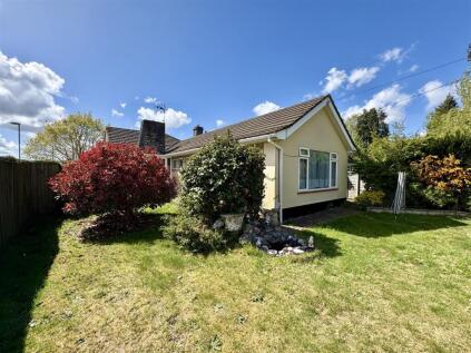 Dorset Avenue, Ferndown