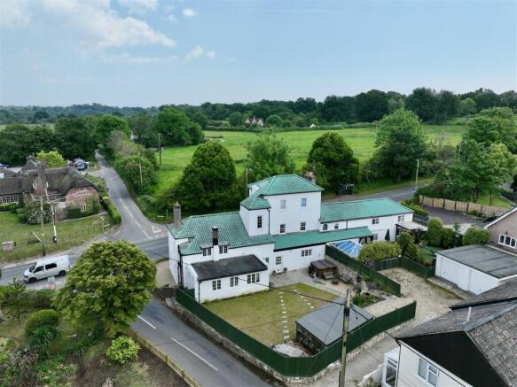 11. dji_fly_20250522_132142_301_1747918852997_phot