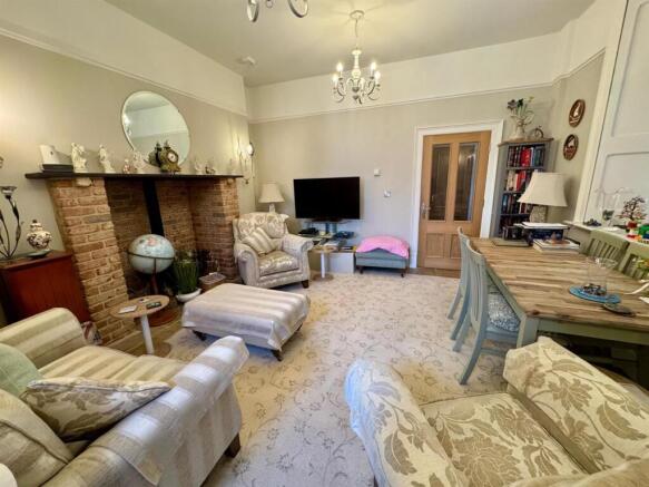 2. WhatsApp Image 2025-05-15 at 13.18.22_3c822a28.