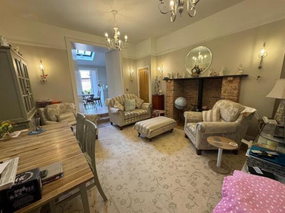 4. WhatsApp Image 2025-05-15 at 13.18.22_1cc782e0.