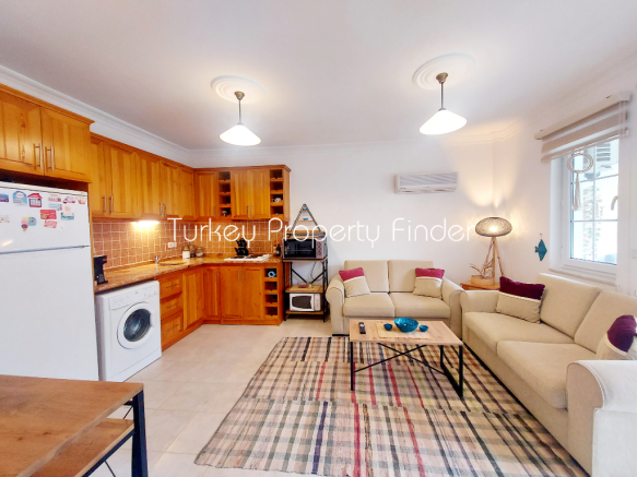 Kitchen and Lounge
