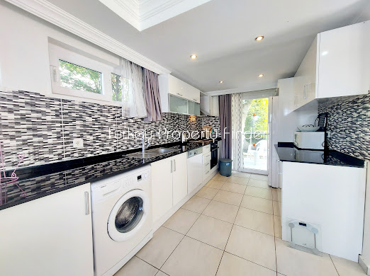 Modern Kitchen