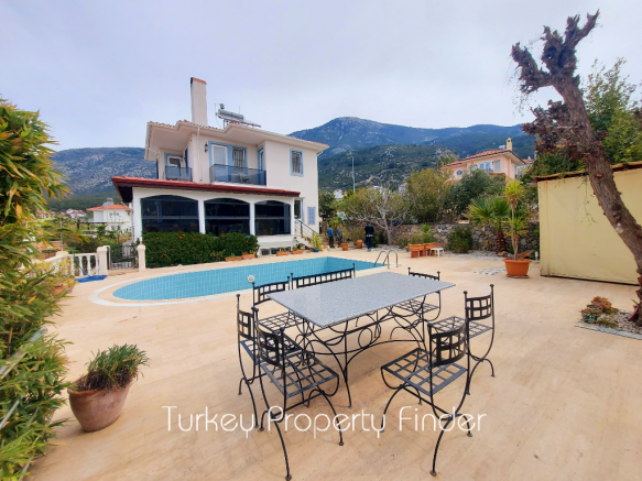 Detached Villa