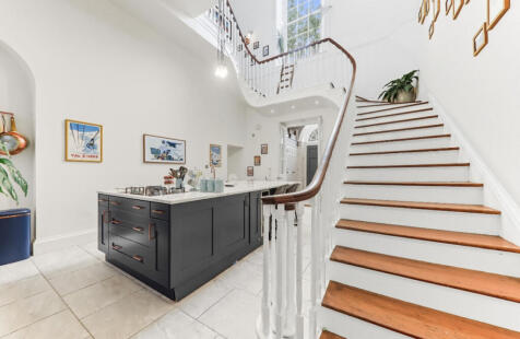 Hanover Square, Leeds, LS3