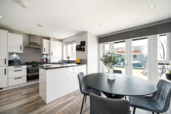Blackchapelroad64_013.jpg