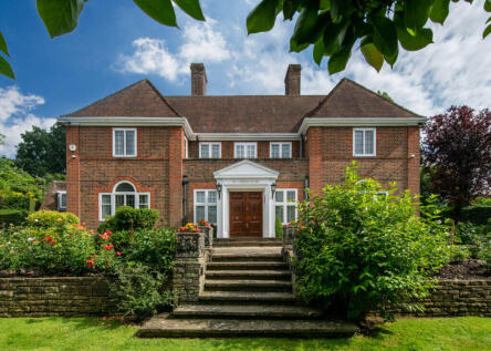 Green Close, Hampstead Garden Suburb, London, NW11