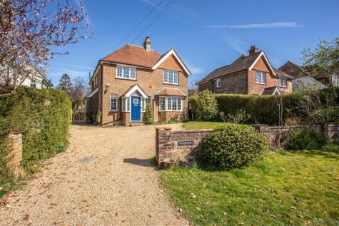 Collingwood Avenue, Heathfield, TN21 8DN