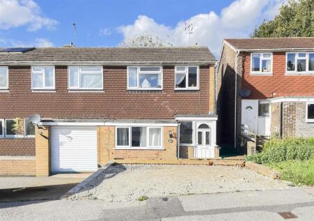 Wren Close, Heathfield, TN21 8HG