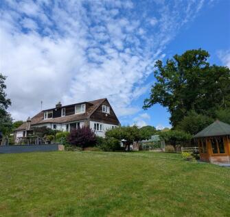 Royal Oak Lane, High Hurstwood, TN22 4AN