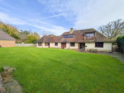 Straight Half Mile, Maresfield, Uckfield TN22 2HH