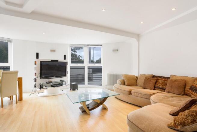 1474743482 - 9 Beckenham Park Heights, SE6 - 6.jpg