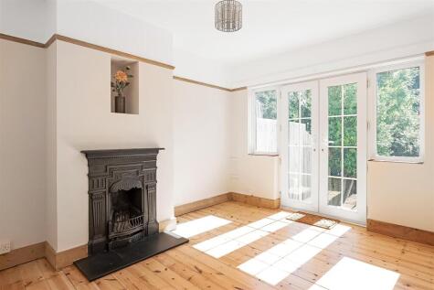 Haydn Avenue, Purley