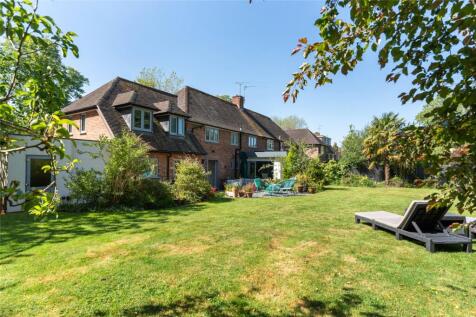 Cloister Crofts, Leamington Spa, Warwickshire, CV32