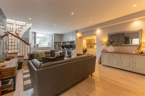 Beauchamp Hill, Leamington Spa, Warwickshire, CV32