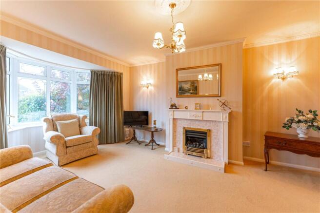 Sitting Room To Fire