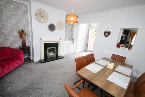 Bolton Road, Kearsley, Bolton