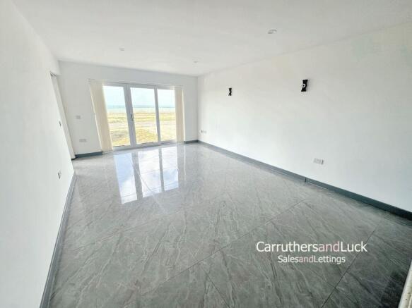 Lounge / Kitchen