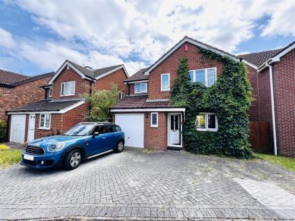 Swepstone Close, Lower Earley, Reading