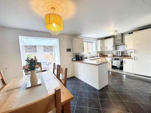 Kitchen Diner