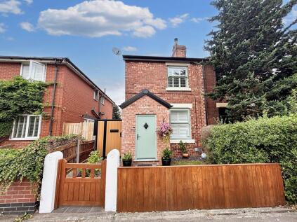 Victoria Street, Burscough, L40