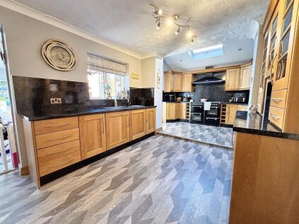 Priory Close, Burscough, L40