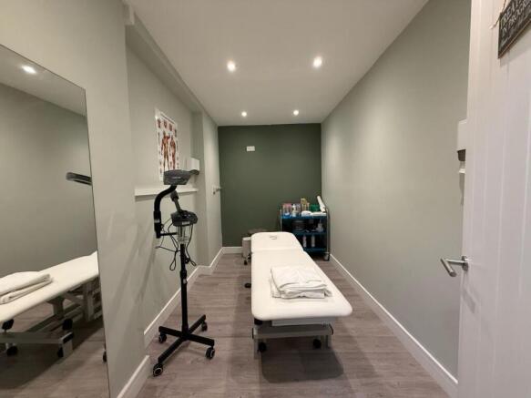 WhatsApp Image 2025-05-29 at 17.46.24.jpeg