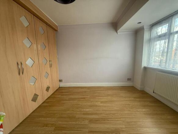 WhatsApp Image 2025-08-27 at 15.13.47 (3).jpeg