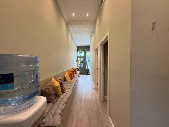 WhatsApp Image 2025-05-29 at 17.45.58 (2).jpeg