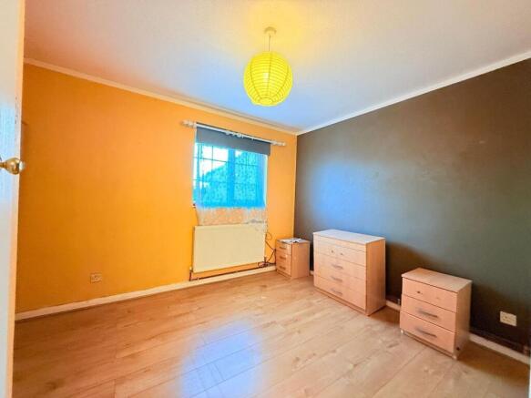 WhatsApp Image 2024-11-29 at 15.09.49 (1).jpeg